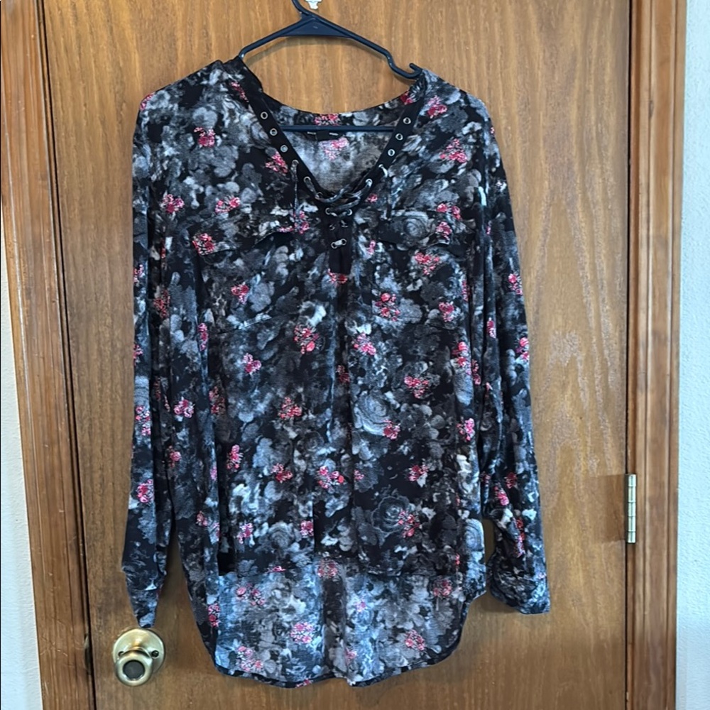 Floral Black and Pink Women's Top